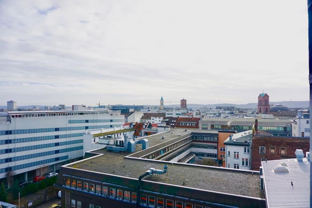 Neu Modernes Apartment In Top Lage, Free Parking Max 1,65M Hoehe Und 1,8M Breite Karlsruhe Exteriör bild
