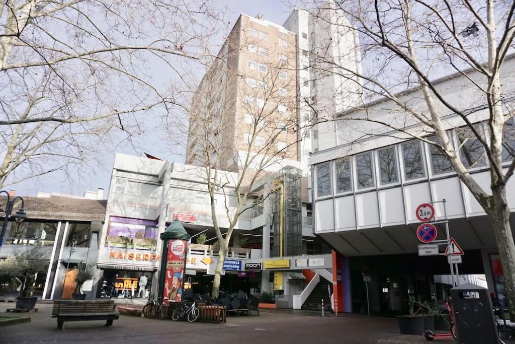 Neu Modernes Apartment In Top Lage, Free Parking Max 1,65M Hoehe Und 1,8M Breite Karlsruhe Exteriör bild